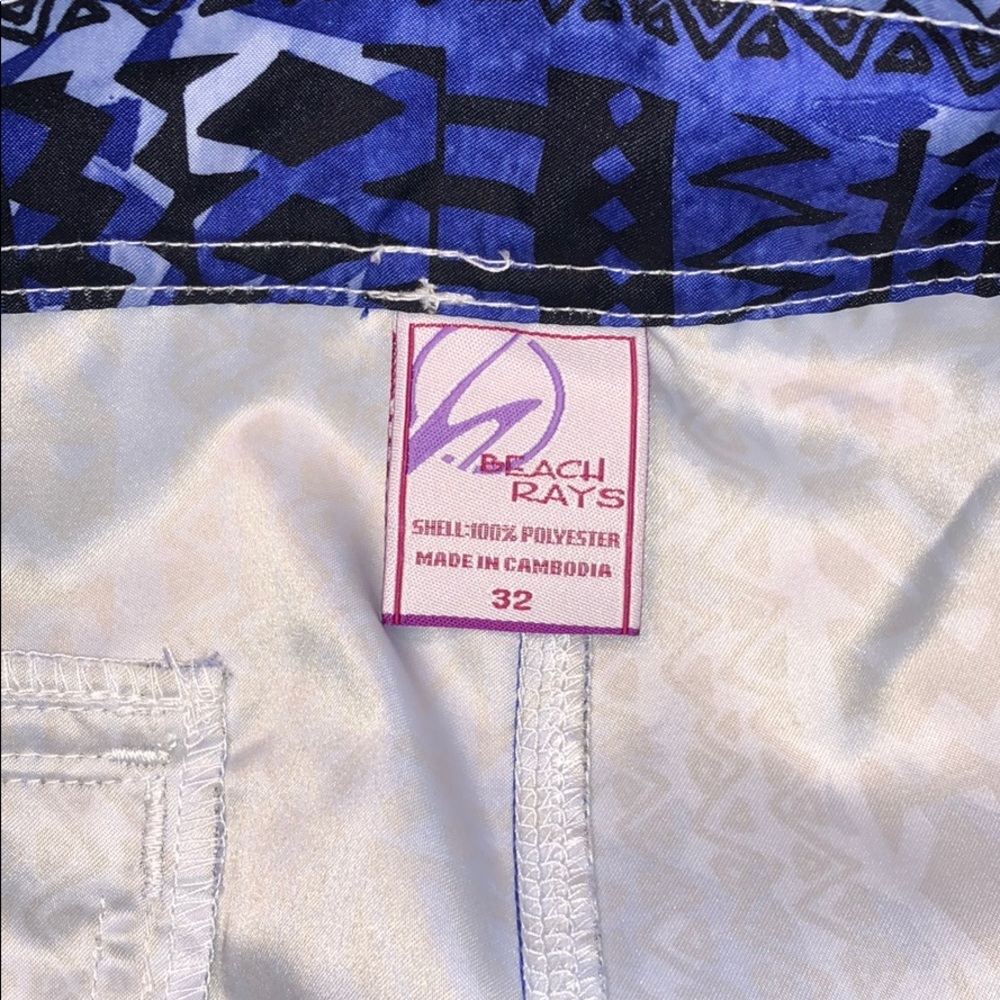 Beach Rays Shorts - Picture 6 of 16